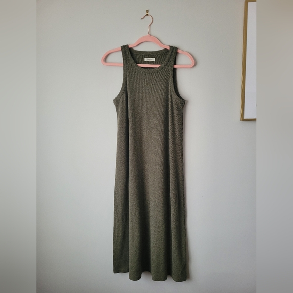 Dresses & Skirts - Madewell Tank Dress
